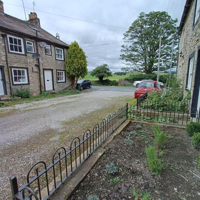 Cosy Cottage In The Yorkshire Dales Skipton Exterior foto